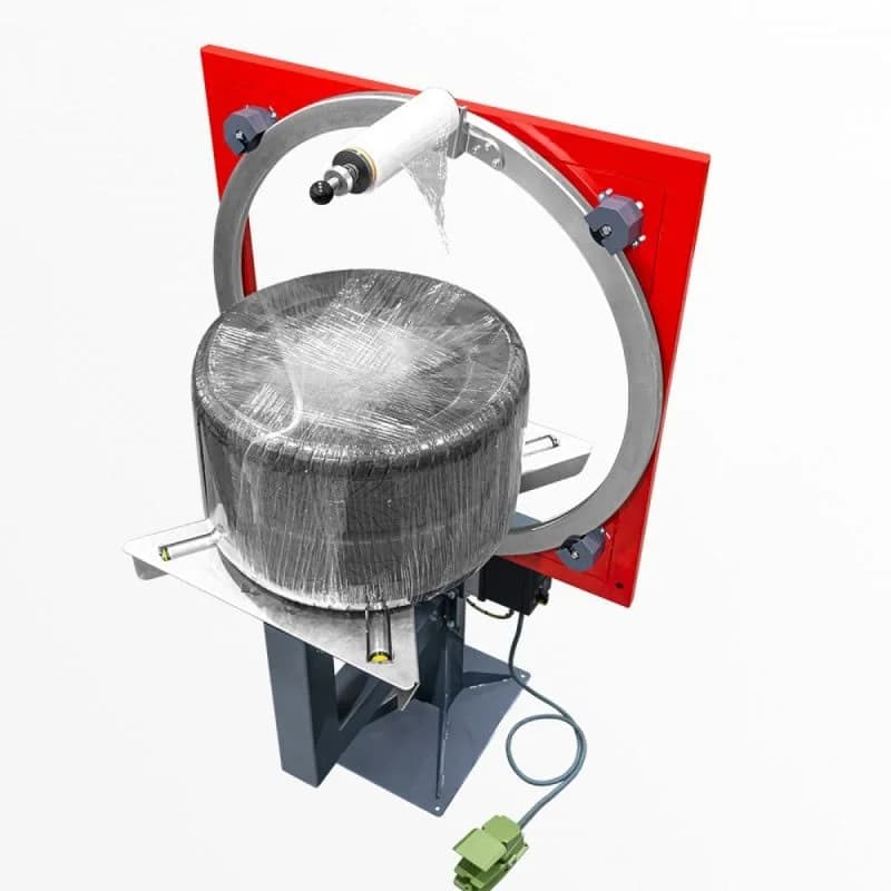 Horizontální ovinovací stroj pro balení pneumatik WR1050T (1400T)